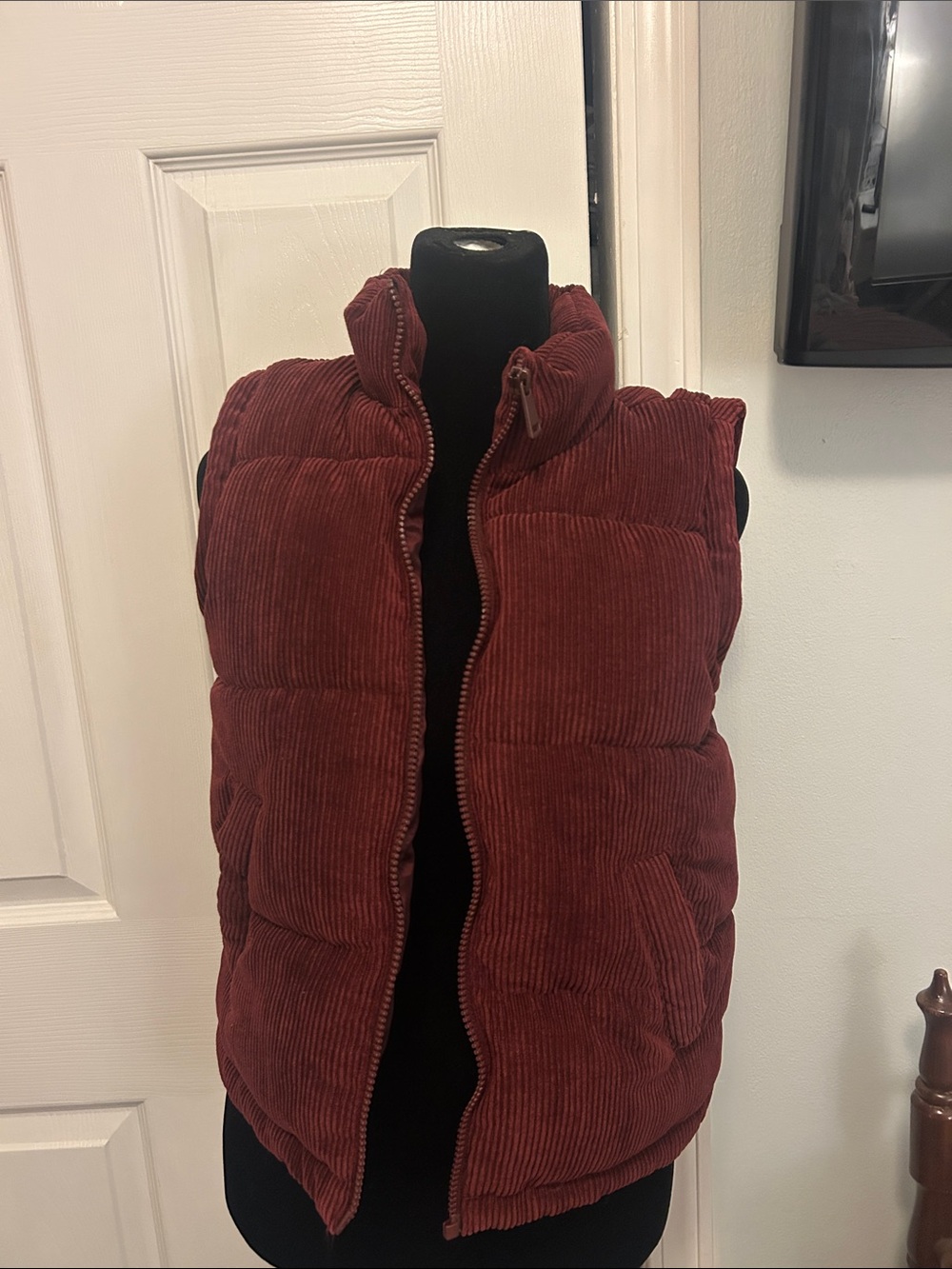 Maurices XS Corduroy Puffer Vest in Burgundy